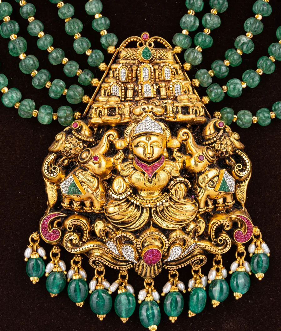 antique-haram-with-emerald-beads-and-goddess-lakshmi-pendant-ahrm0019-b
