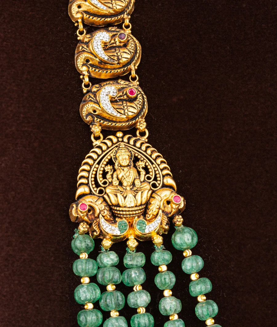 antique-haram-with-emerald-beads-and-goddess-lakshmi-pendant-ahrm0019-c