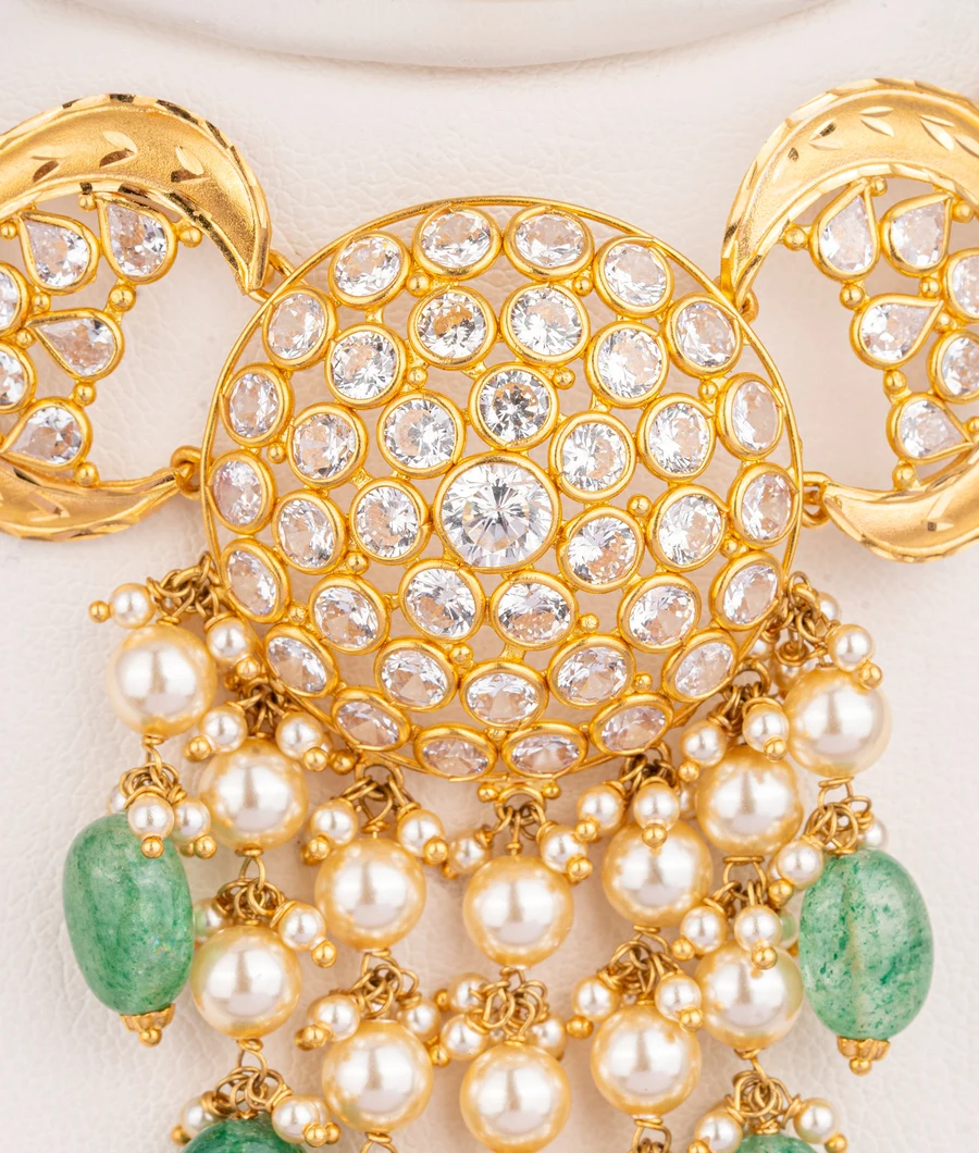 multi-layered-pearl-and-emerald-choker-necklace-lwneck0020-c