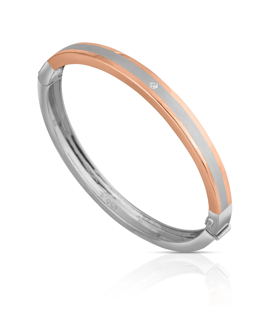 two-tone-gold-bangle-with-diamonds-pkada0003-a