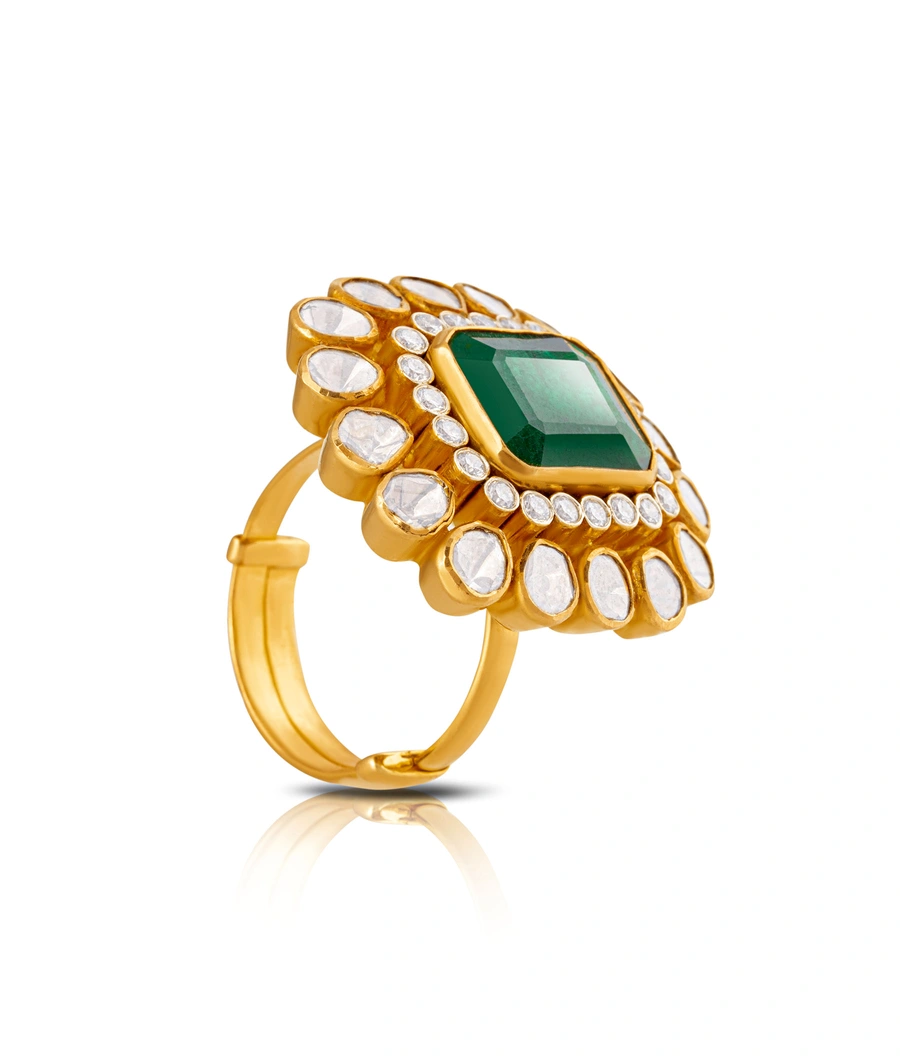 gold-ring-with-a-large-emerald-stone-and-diamond-halo-polr0002-a