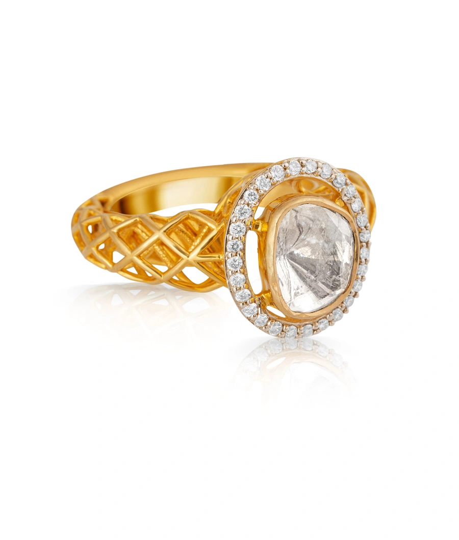 gold-ring-with-a-large-diamond-and-intricate-latticework-design-polr0006-b