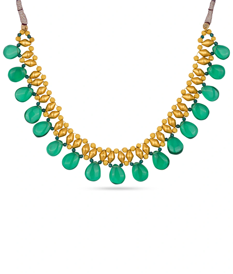 gold-and-green-stone-necklace-with-a-teardrop-design-lwneck0064-a