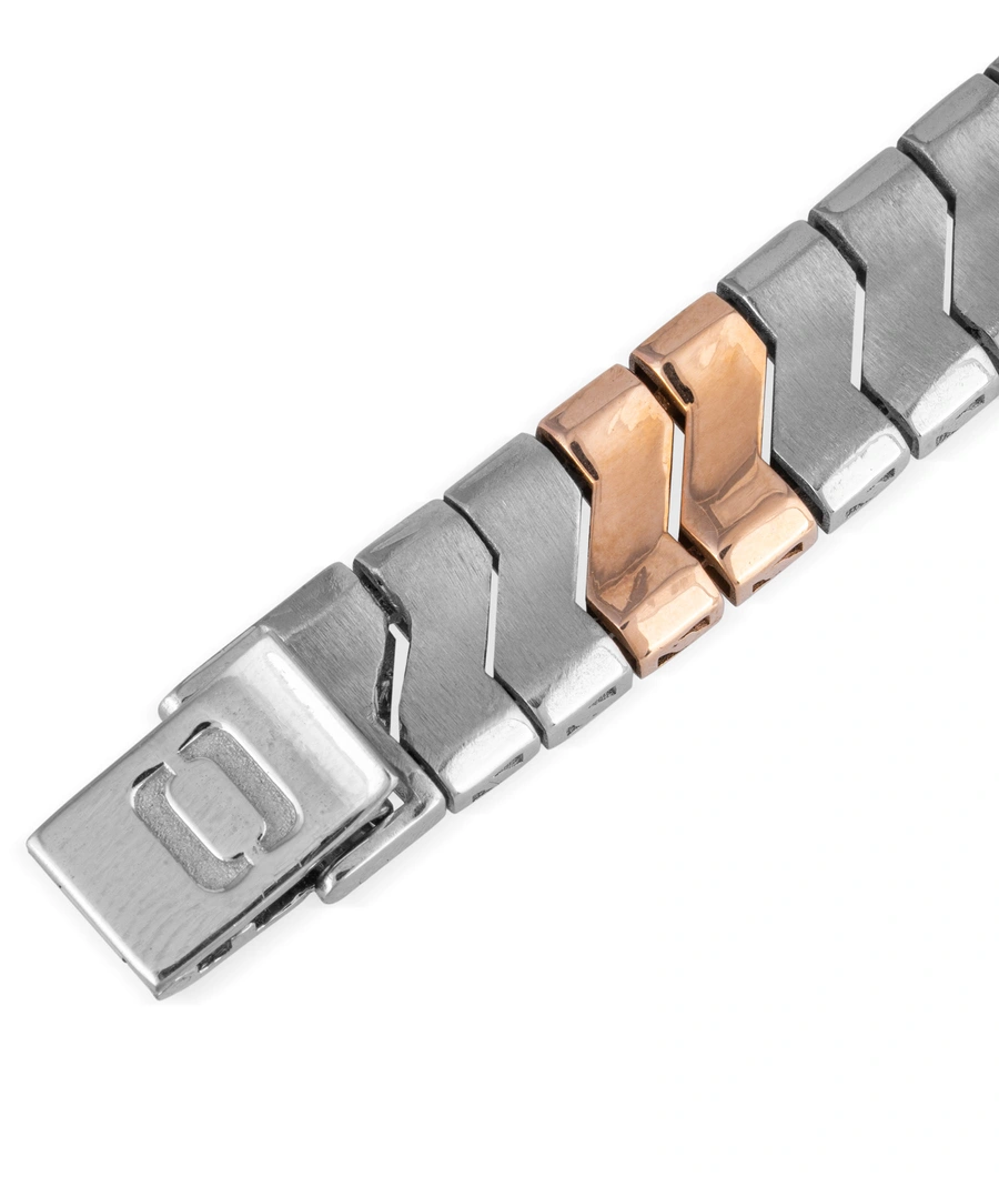 two-tone-metal-bracelet-with-a-chevron-pattern-pmbr0003-b