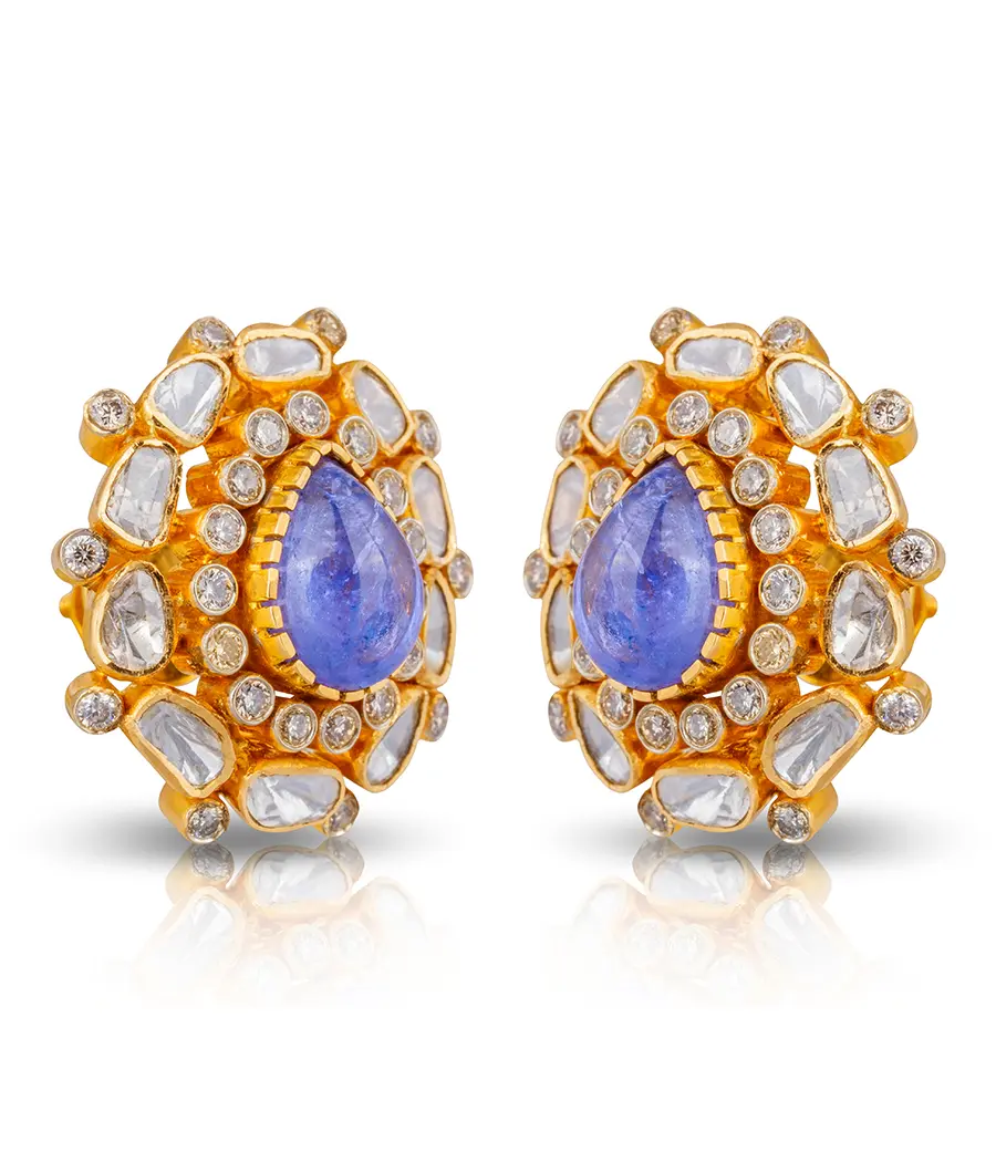sapphire-and-diamond-stud-earrings-per0009-a