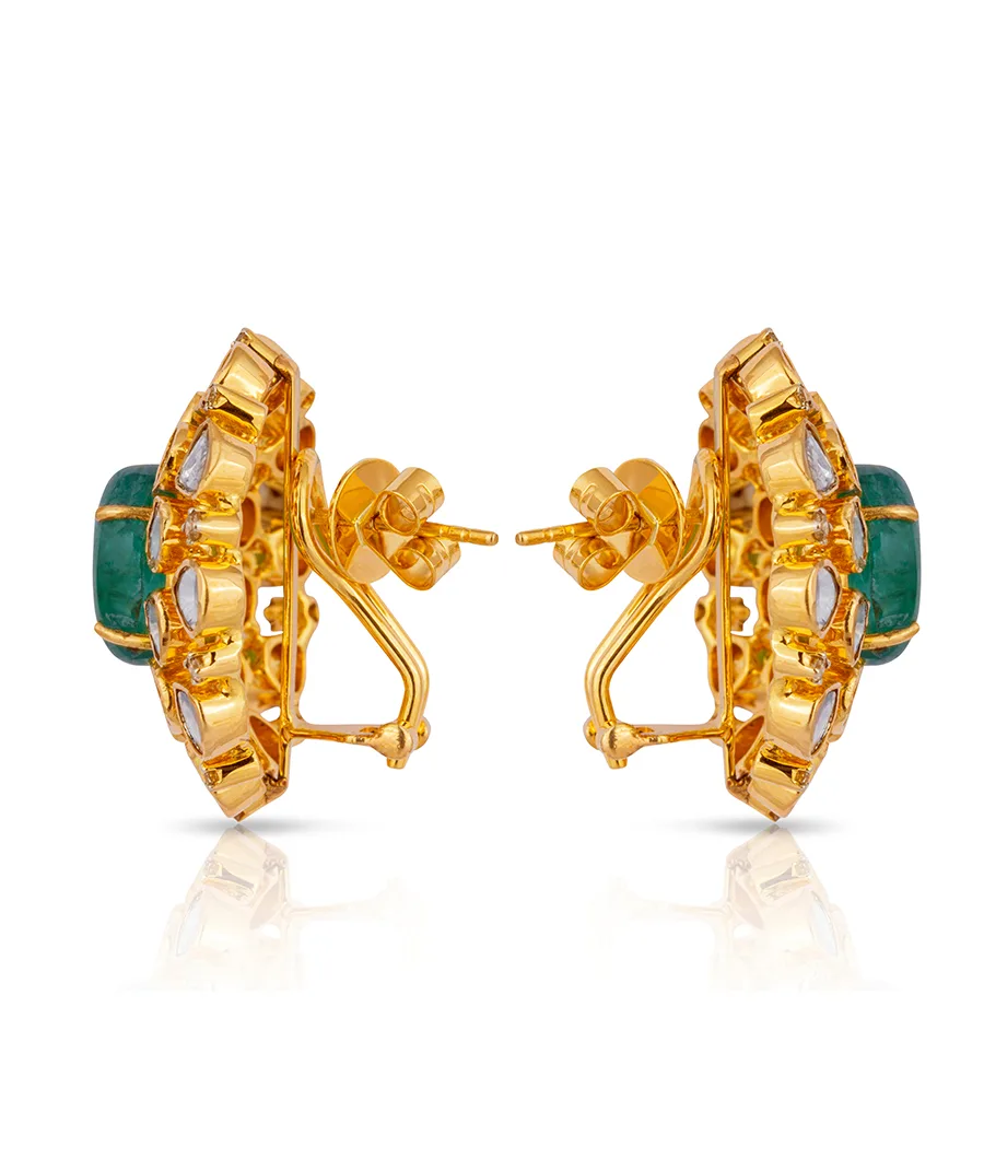emerald-and-diamond-stud-earrings-per0018-b