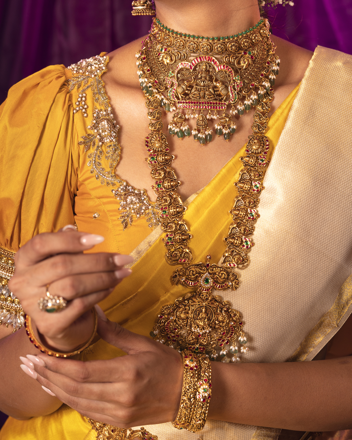What Is Antique Gold Jewellery? Meaning, Features & Why It’s Timeless-1