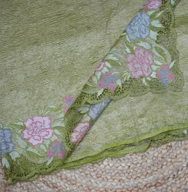 crush-embroidery-00195-b