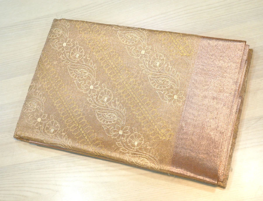 tissue-embroidery-bb-00650-a