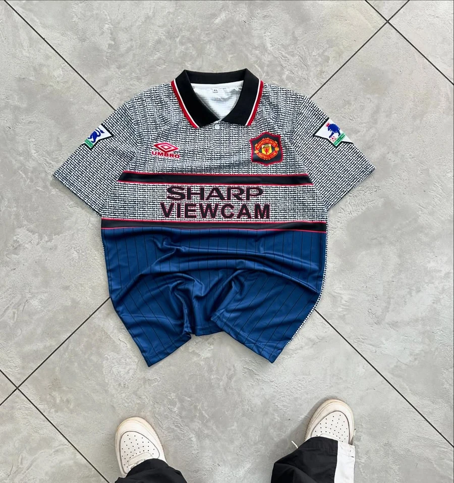 manchester-united-1995-96-by-umbro-trj52-a