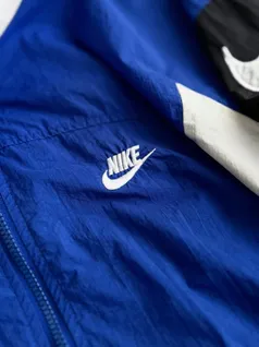 nike-windrunner-sportswear-trt619-d