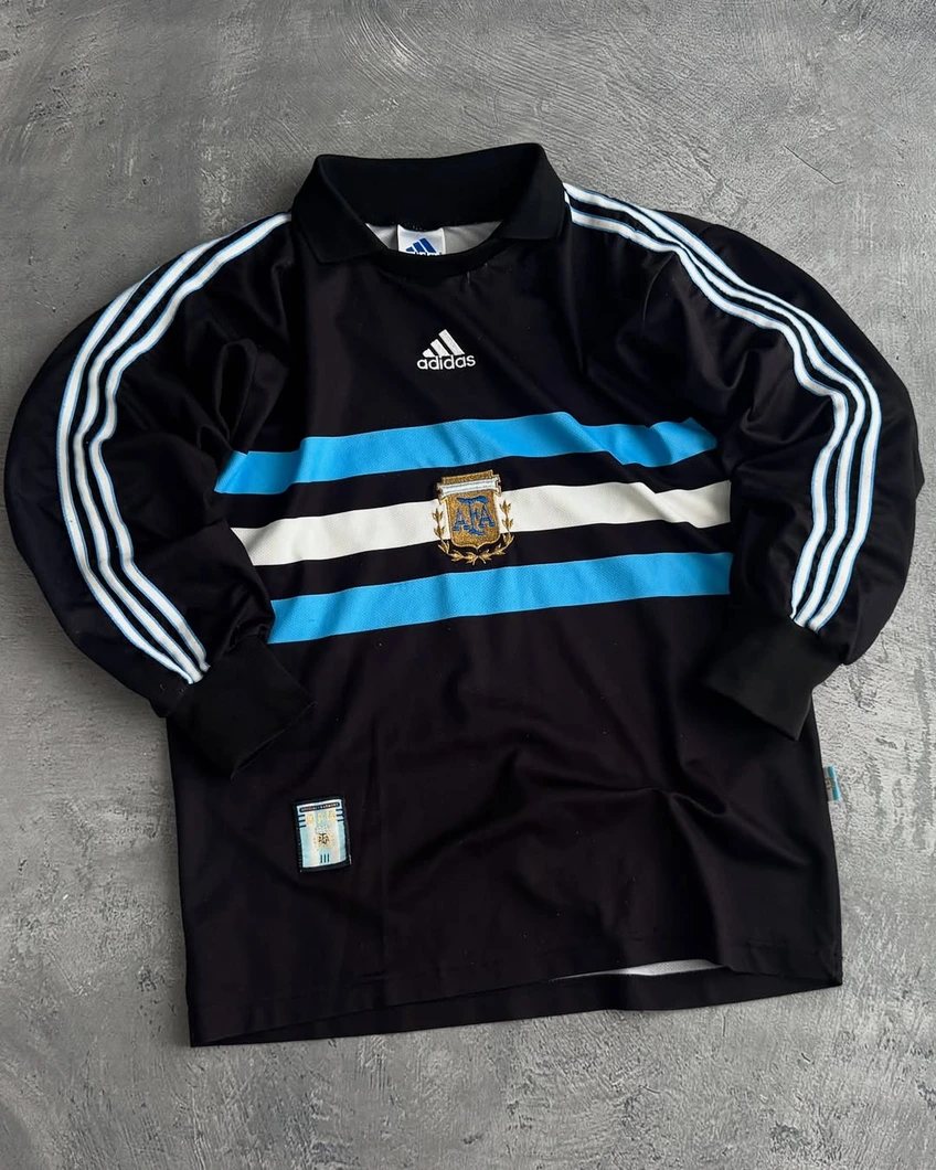vintage-adidas-argentina-1998-goalkeeper-jersey-in-black-trt620-a