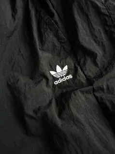 adidas-originals-big-trefoil-colourblock-woven-track-pant-trt627-f