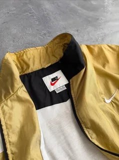 nike-large-swoosh-windbreaker-trt631-e