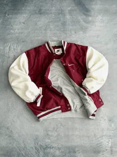 vintage-nike-varsity-trt640-c