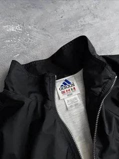 black-adidas-windbreaker-trt642-h