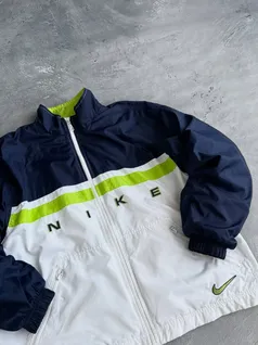 vintage-90s-nike-windbreaker-trt644-c