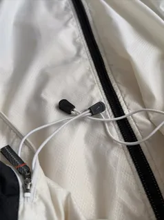 vintage-90s-nike-sportswear-swoosh-windbreaker-trt645-i