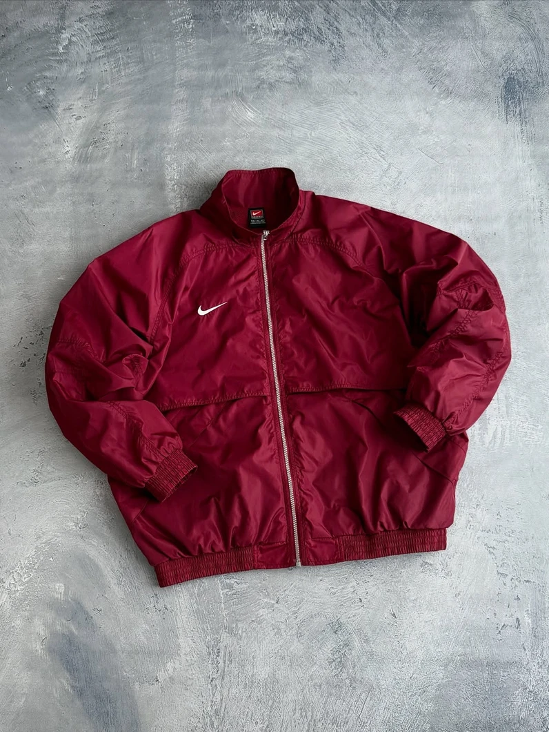 vintage-red-nylon-nike-windbreaker-trt649-a