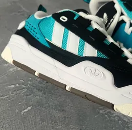 adidas-ad12000-trt657-c