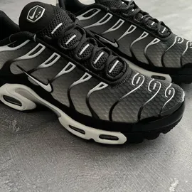 nike-air-max-plus-tn-sneaker-trt661-c