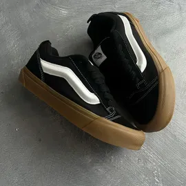 vans-knu-skool-trt666-b