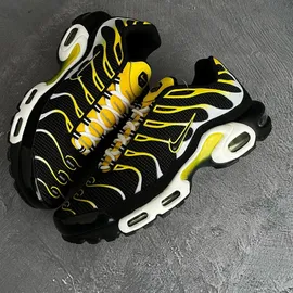 nike-air-max-plus-tn-sneaker-trt667-b